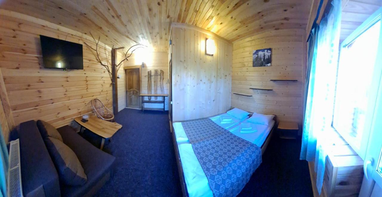 Alpin Eco Chalet & Wellness ドラゴブラト エクステリア 写真