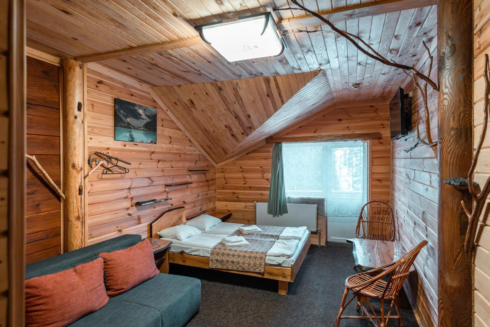 Alpin Eco Chalet & Wellness ドラゴブラト エクステリア 写真